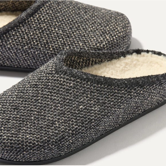 Rothy's The Cozy Clog shoes size 6 - Picture 3 of 13